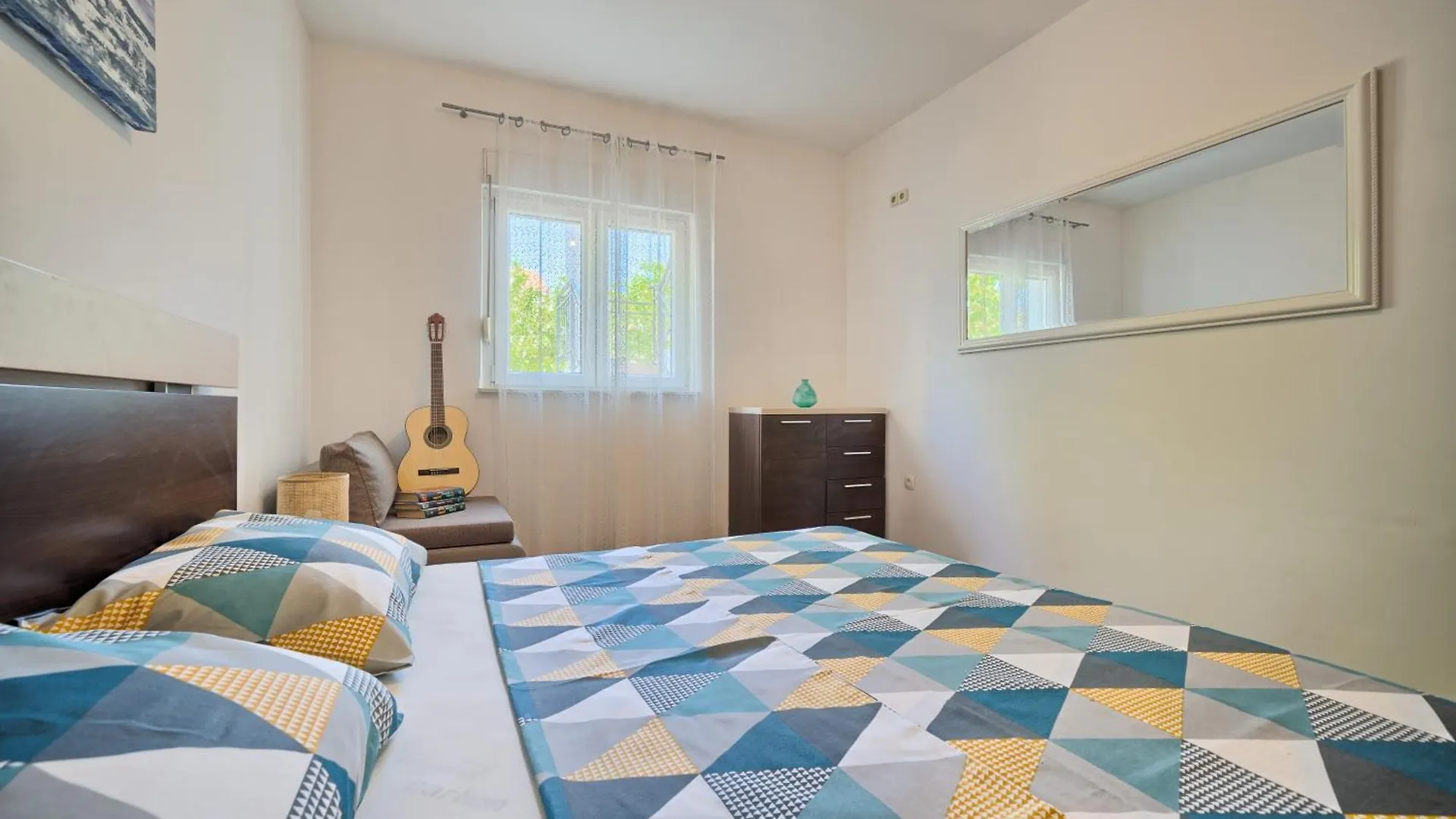 Apartments With A Swimming Pool Kastel Luksic, Kastela - 20582 Croatia